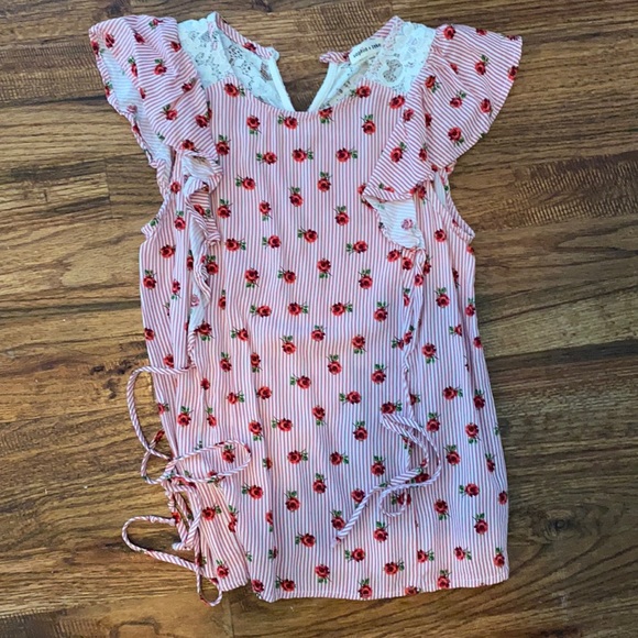 Red and White Floral Roses Blouse with Lace Back for Girls - Picture 1 of 6